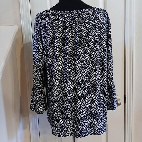 MICHAEL Michael Kors 3/4 bell sleeve geometric scoop neck blouse Sz L - Picture 4 of 5